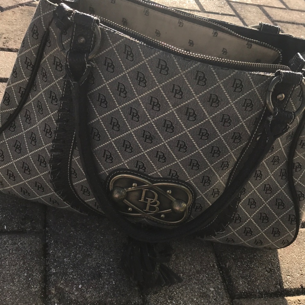DB large size signature Bag